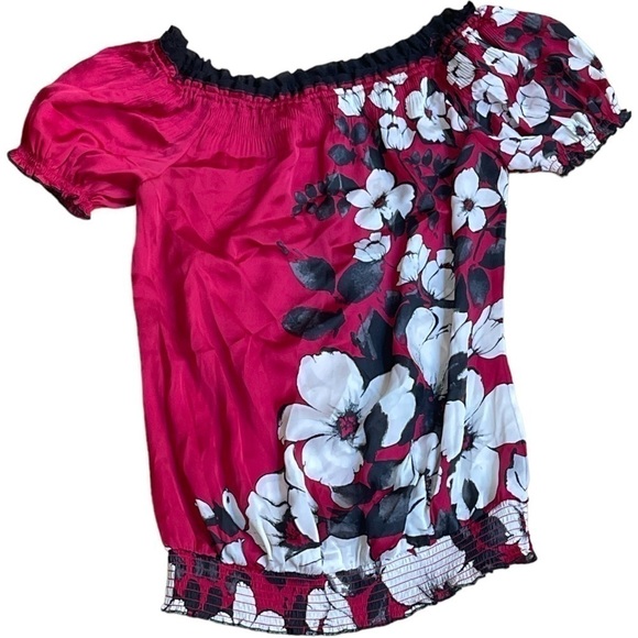 White House Black Market Red Floral Satin Off Shoulder Blouse XXS - Picture 1 of 5